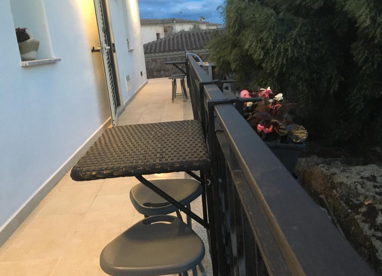 B&B Somiar San Teodoro  Eksteriør billede